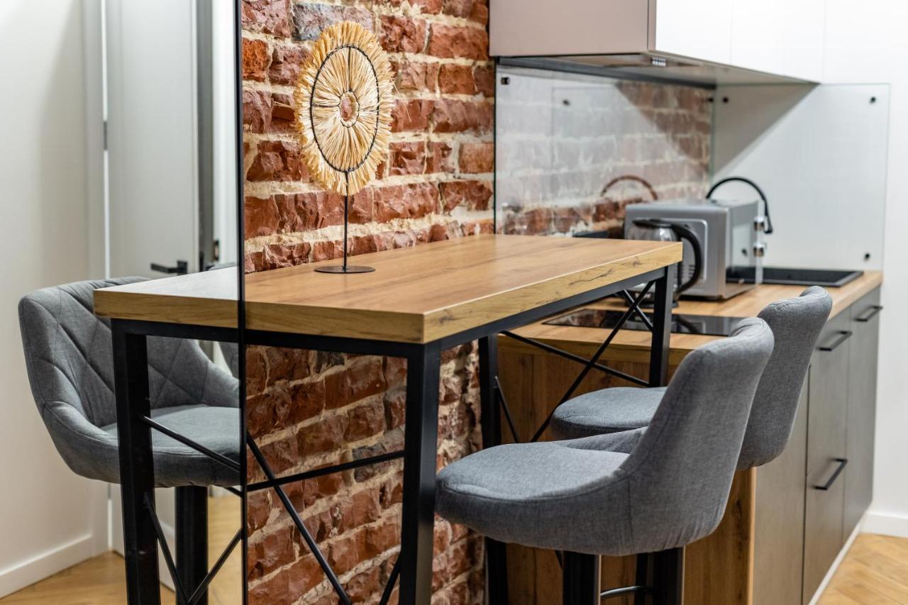 Ferienwohnung Romari Таманська 12 Lemberg Exterior foto