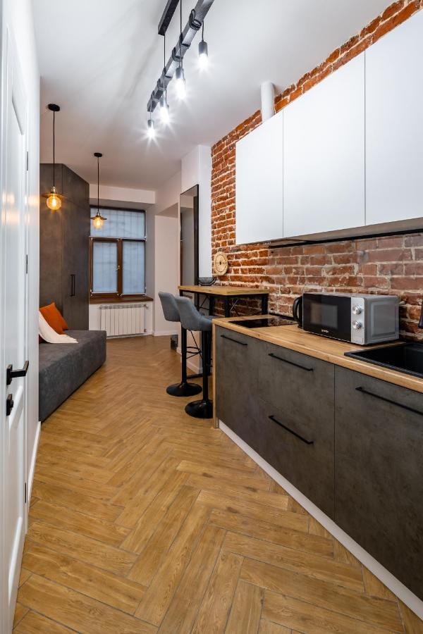 Ferienwohnung Romari Таманська 12 Lemberg Exterior foto